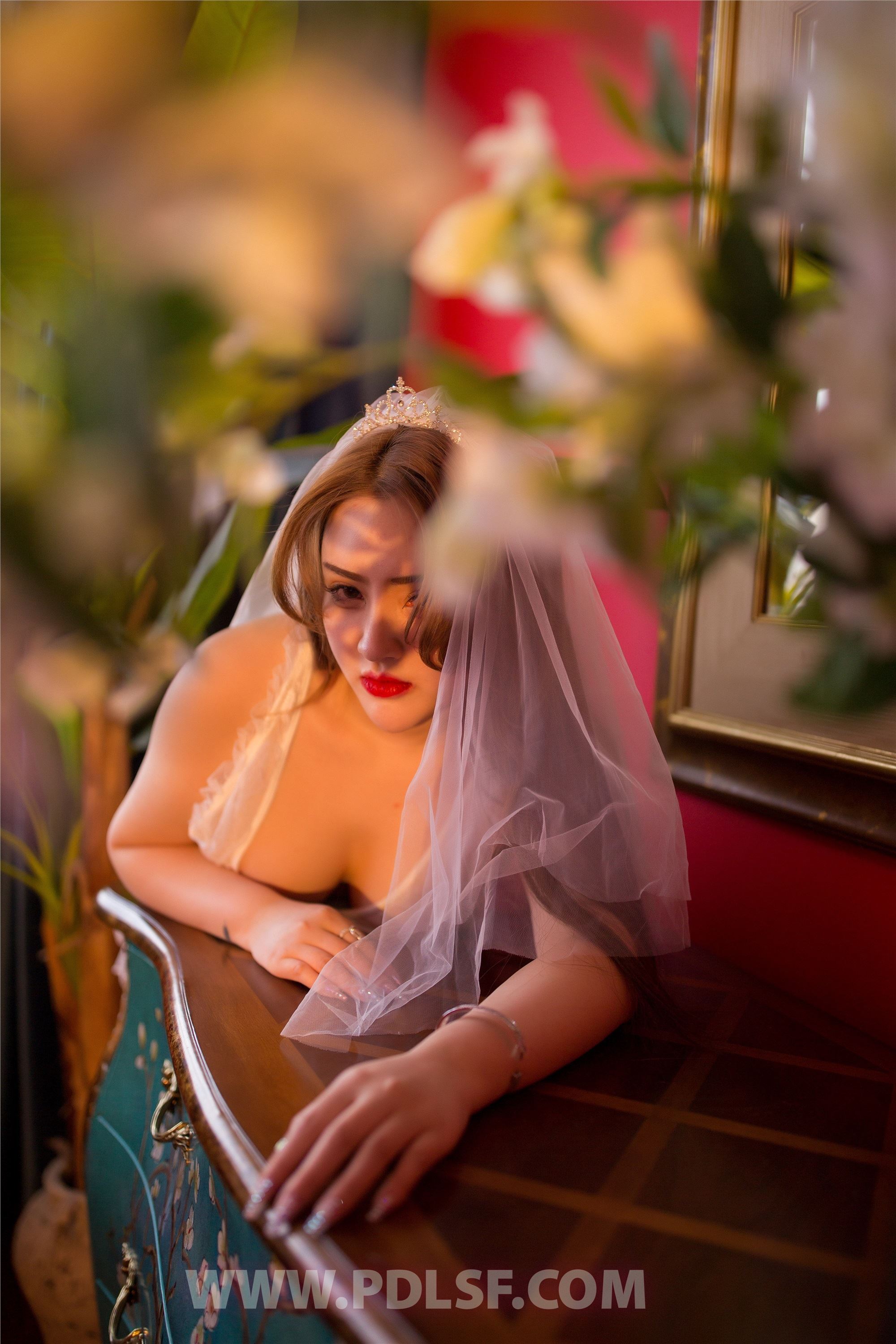 PDL潘多拉  2020.06.09 NO.298 新疆妹纸